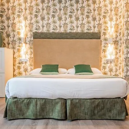 Santa Cruz Hotel Onís