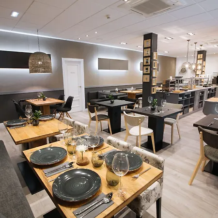 Santa Cruz فندق 3*