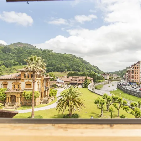 Santa Cruz فندق Onís