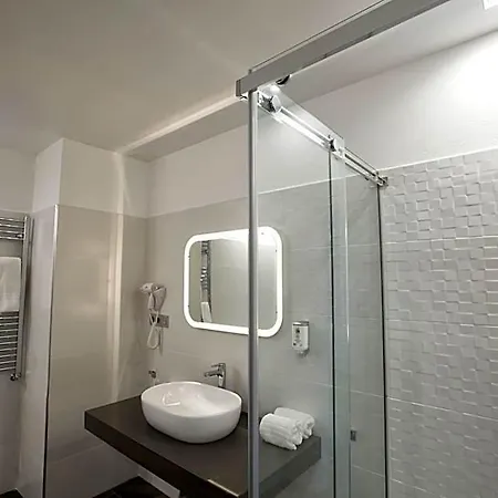 Santa Cruz Hotel