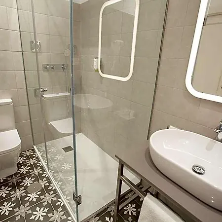 Hotel Santa Cruz 3*