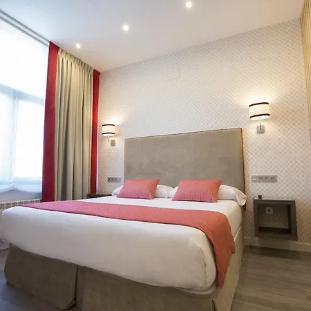 Santa Cruz Hotel Onís