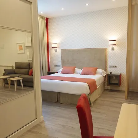 فندق Santa Cruz Onís